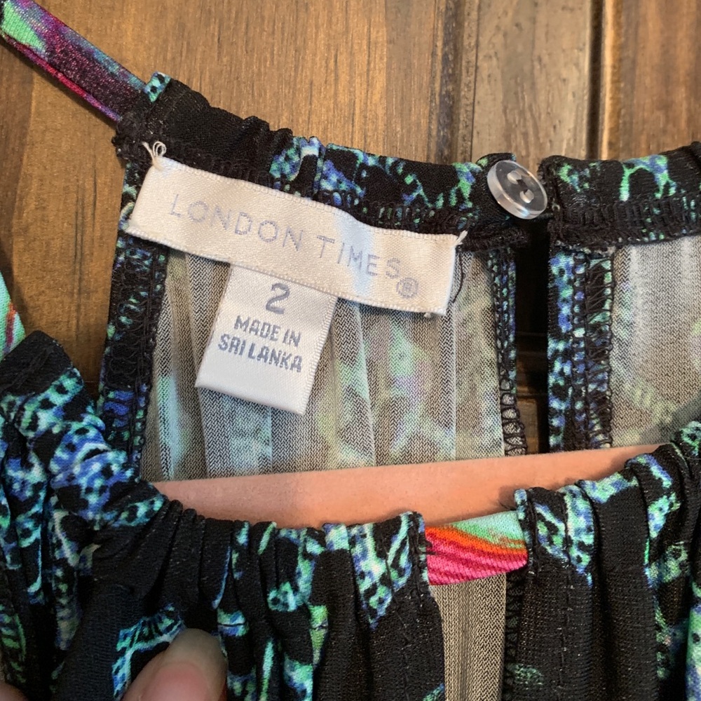 Fun Maxi Dress - Picture 3 of 3